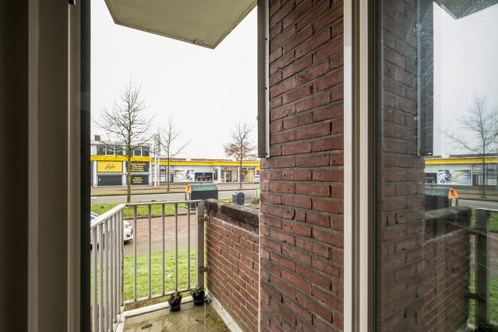 Foto 8 van Gronausestraat 1129