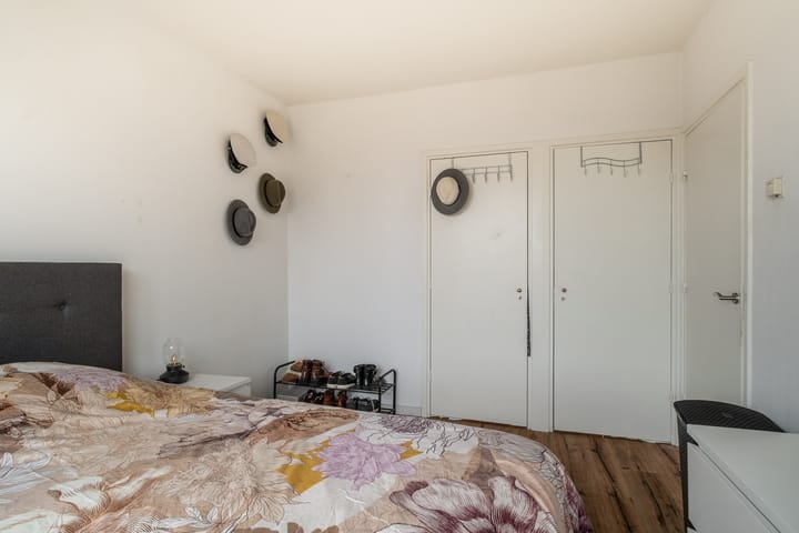 Foto 12 van Gronausestraat 1129