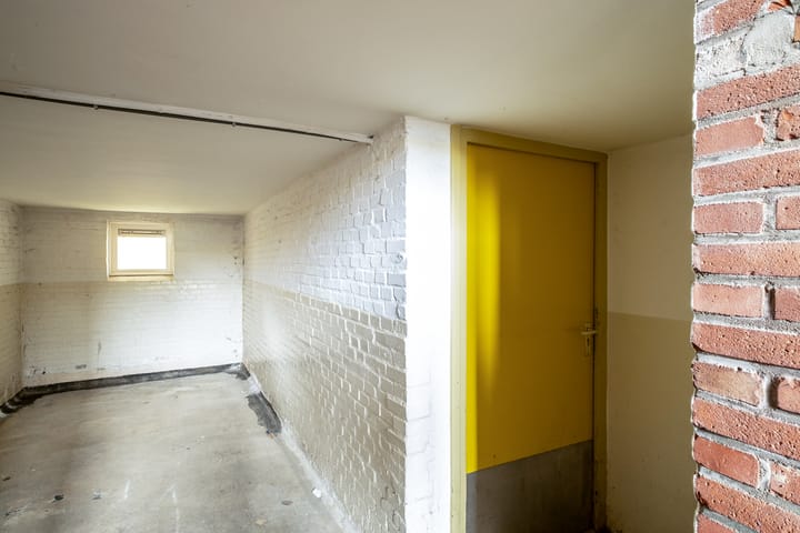 Foto 16 van Gronausestraat 1129