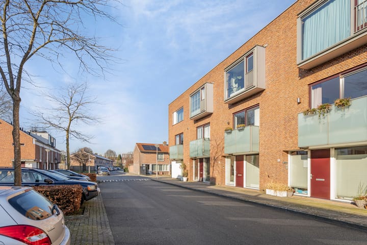 Foto 34 van Planciusstraat 6