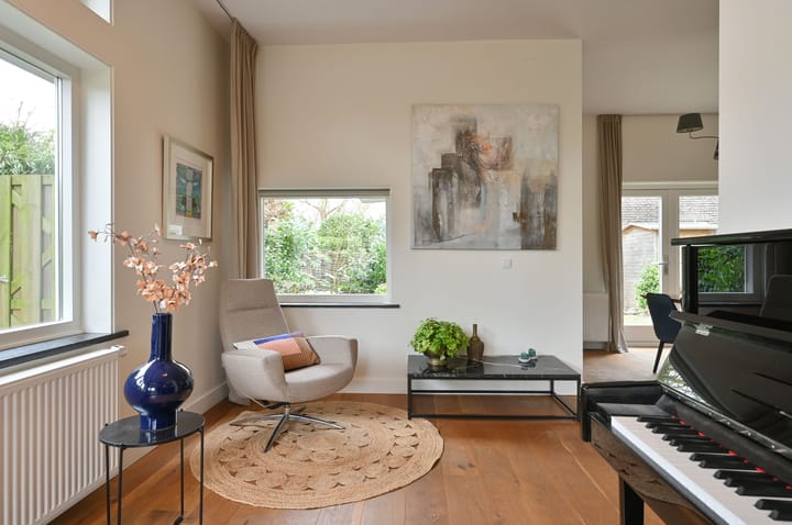 Foto 11 van Roemer Visscherlaan 1