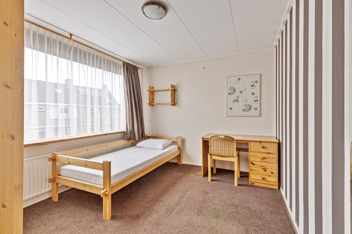 Foto 16 van Bernhard Zweersstraat 18