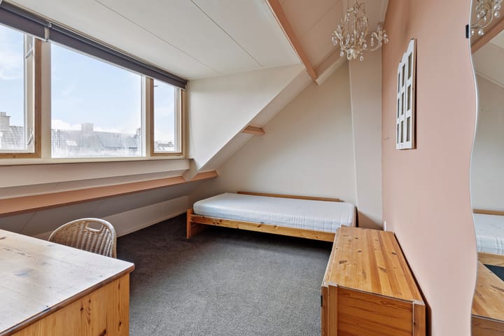 Foto 23 van Bernhard Zweersstraat 18