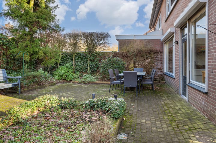 Foto 4 van Korenbloemstraat 13