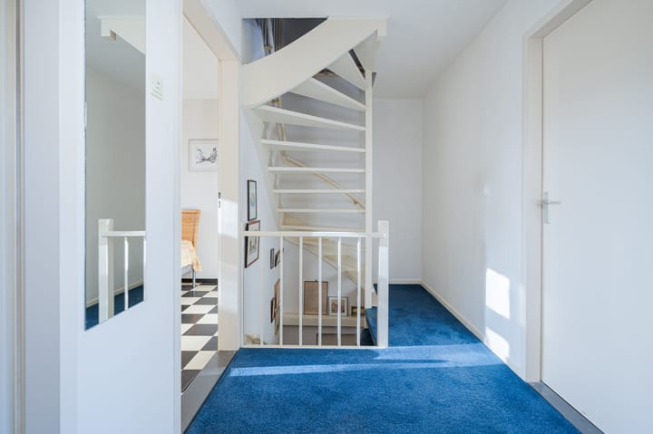 Foto 12 van Korenbloemstraat 13