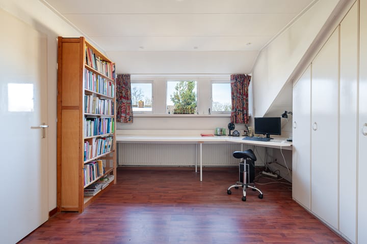 Foto 20 van Korenbloemstraat 13