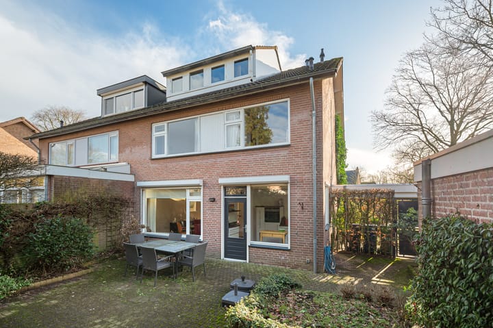 Foto 23 van Korenbloemstraat 13