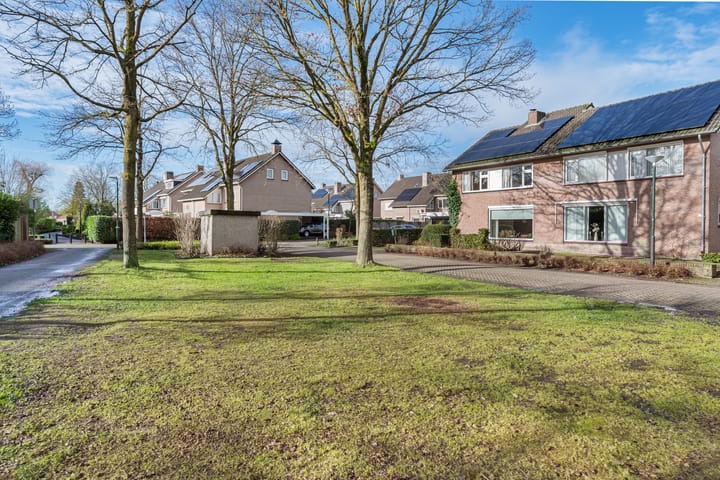 Foto 26 van Korenbloemstraat 13