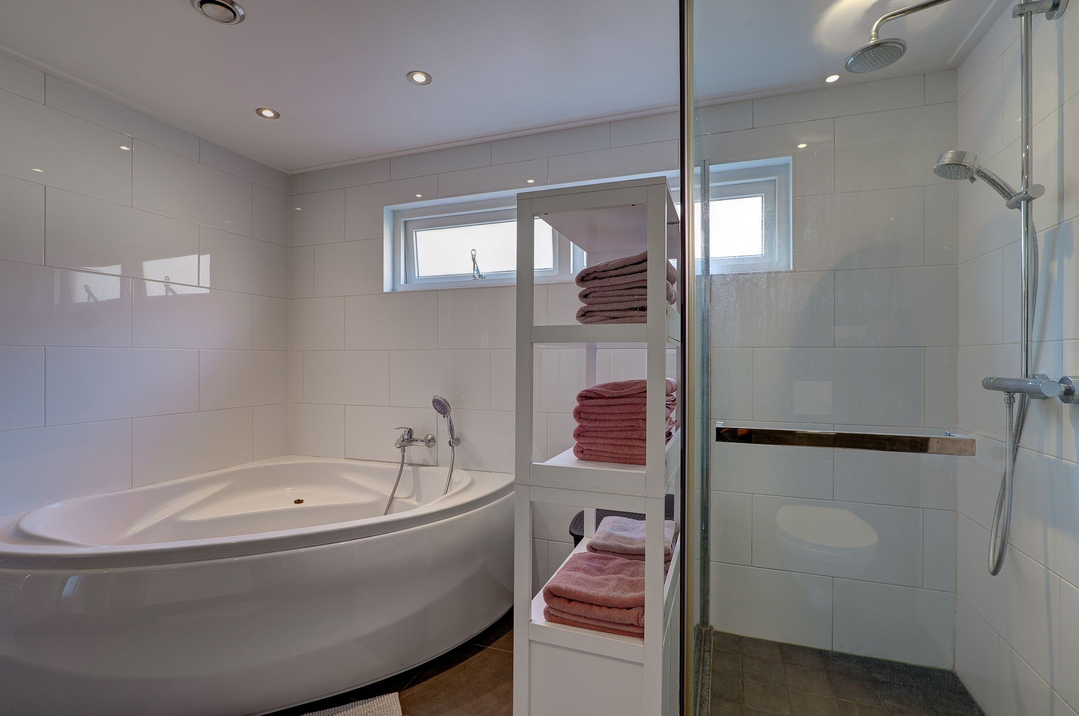 Photo 42 of Mounewei 51