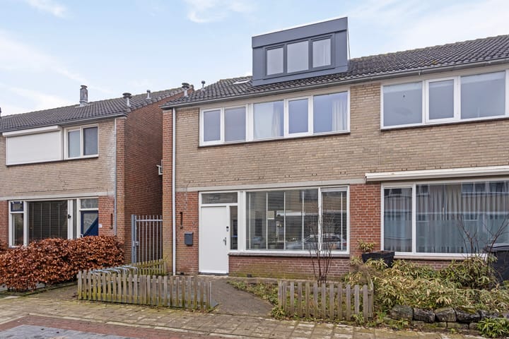 Foto 35 van Zwollestraat 15