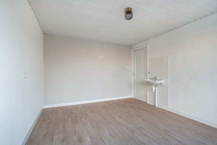 Foto 23 van 2e Spechtstraat 4-BS