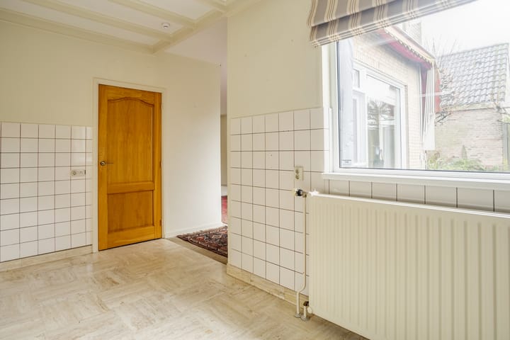 Foto 13 van Nieuwenhoflaan 1