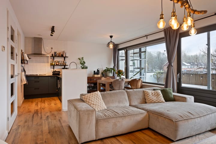 Foto 2 van Kruidenplein 54