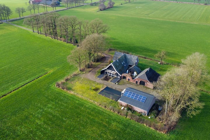 Foto 3 van Röwlerdijk 1