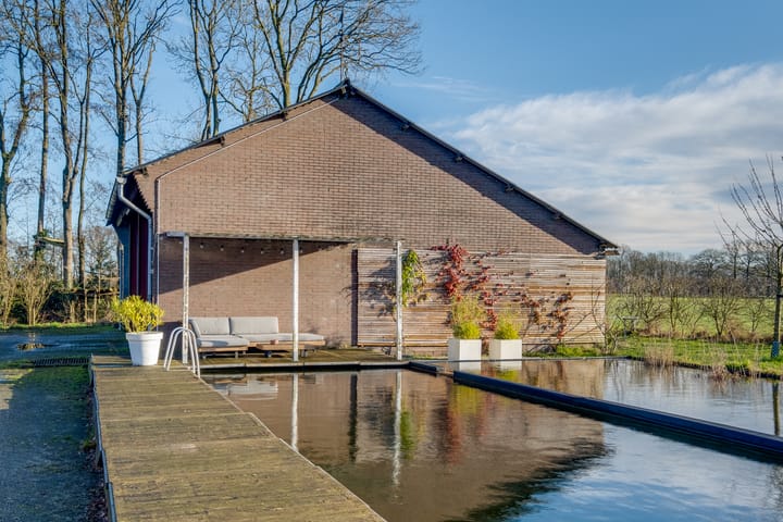 Foto 4 van Röwlerdijk 1