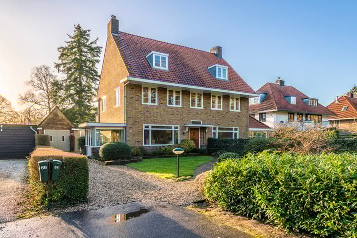 Foto 1 van Charlotte de Bourbonlaan 64