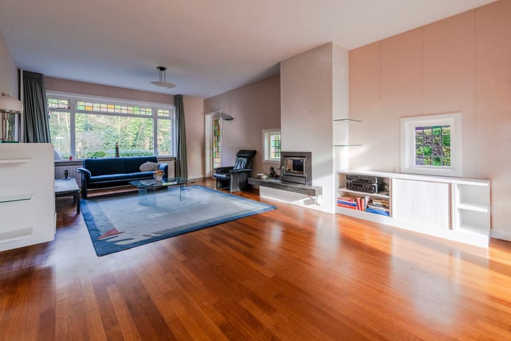 Foto 4 van Charlotte de Bourbonlaan 64