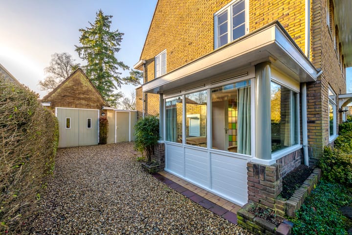 Foto 41 van Charlotte de Bourbonlaan 64