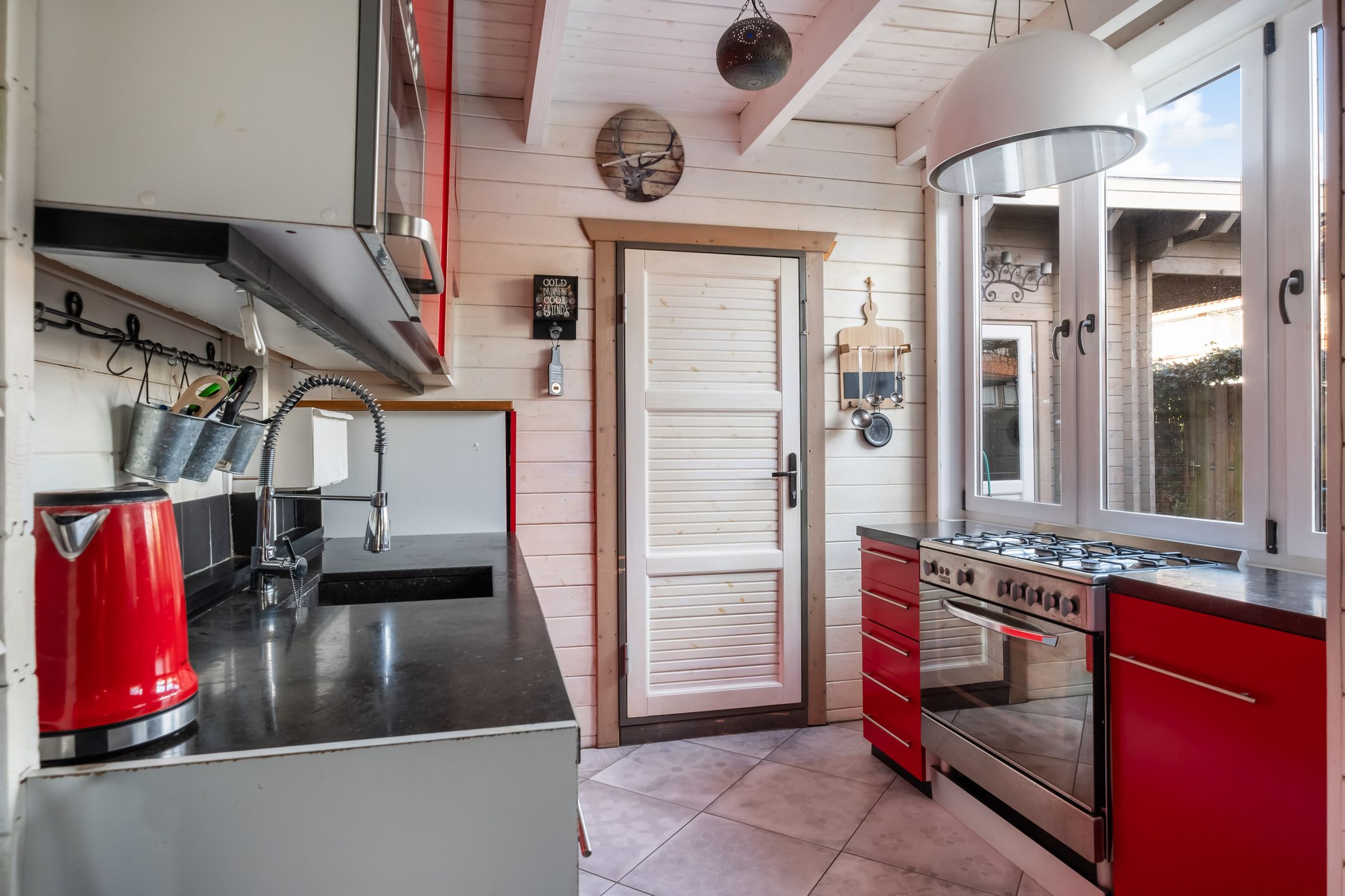 Foto 30 van De Villeneuvestraat 7