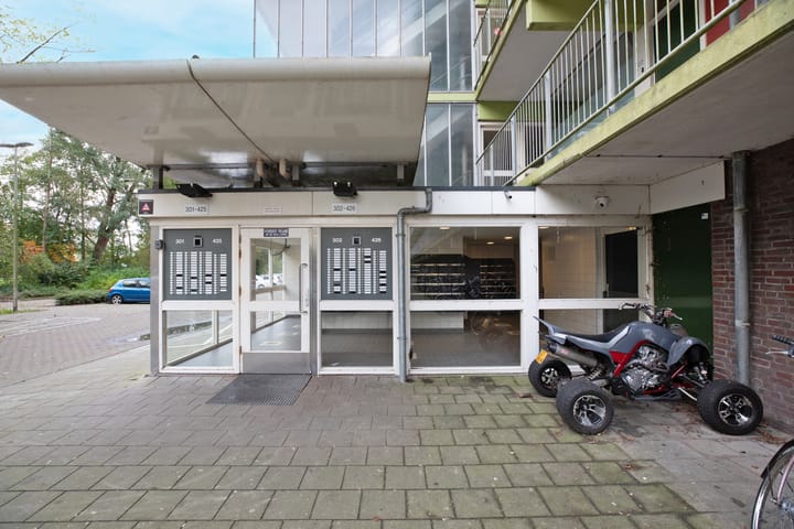 Foto 7 van Westervenne 301