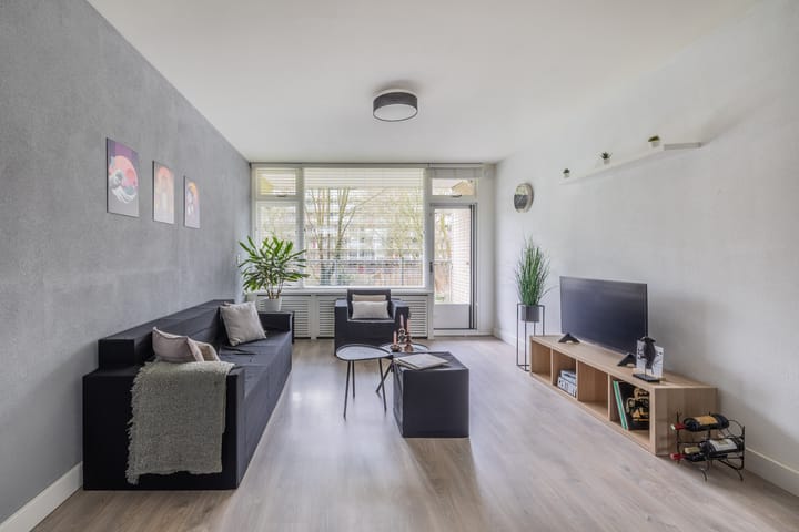 Foto 14 van Westervenne 301