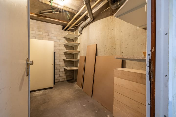 Foto 37 van Westervenne 301