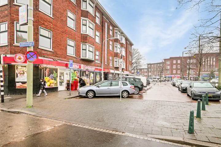 Foto 24 van Lorentzplein 17