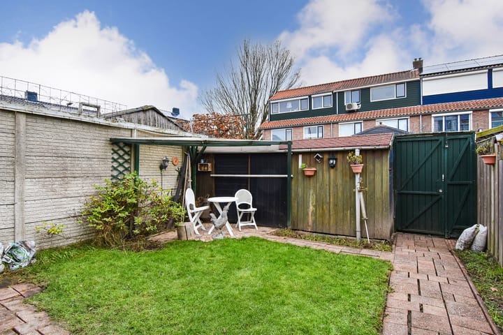 Photo 19 of Evertsenstraat 4