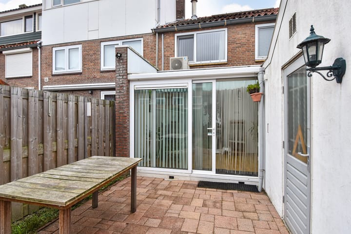 Photo 21 of Evertsenstraat 4