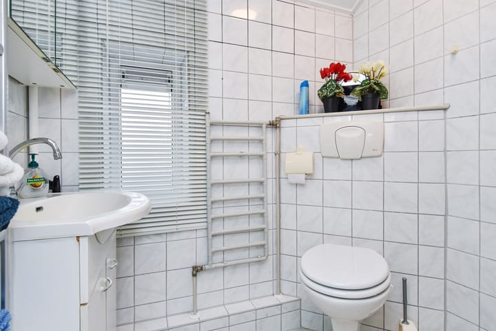 Photo 28 of Evertsenstraat 4