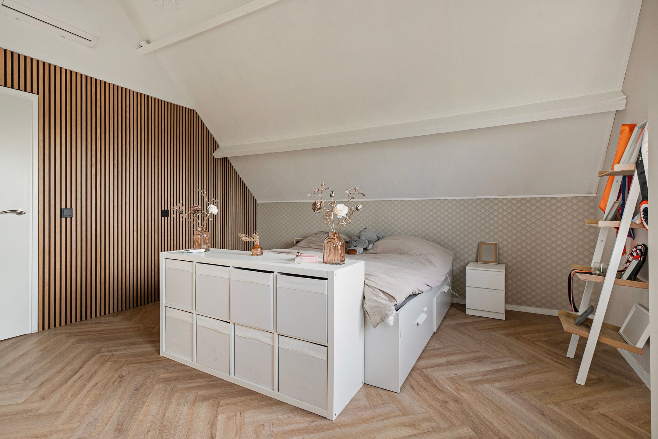 Foto 24 van Weelsedijk 54