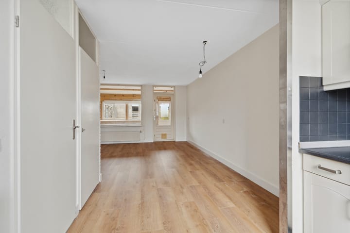 Photo 8 of Dr. W.M. Verhaarlaan 77