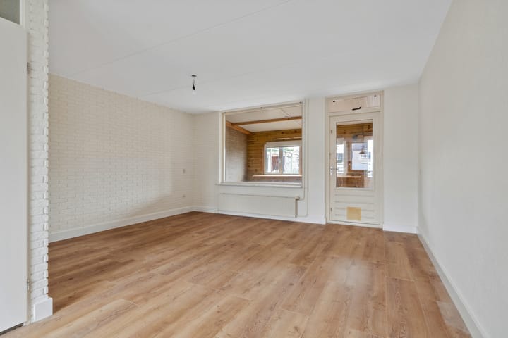 Photo 9 of Dr. W.M. Verhaarlaan 77