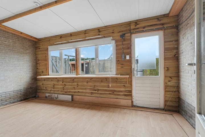 Photo 11 of Dr. W.M. Verhaarlaan 77