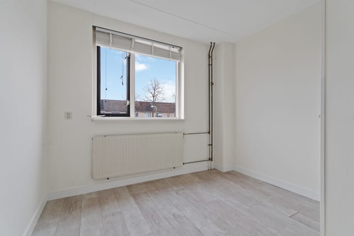 Photo 15 of Dr. W.M. Verhaarlaan 77