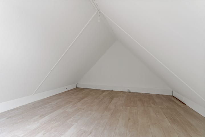 Photo 18 of Dr. W.M. Verhaarlaan 77