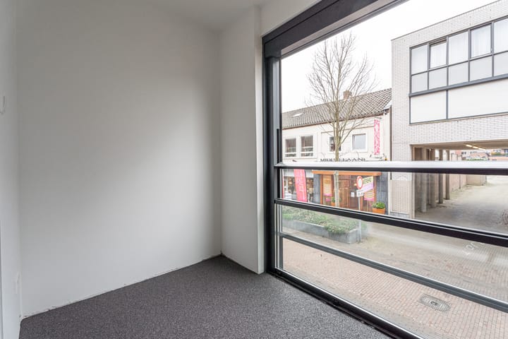 Foto 9 van Middellaan 6-A