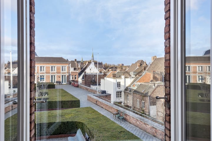 Foto 27 van Helmstraat 5-D10