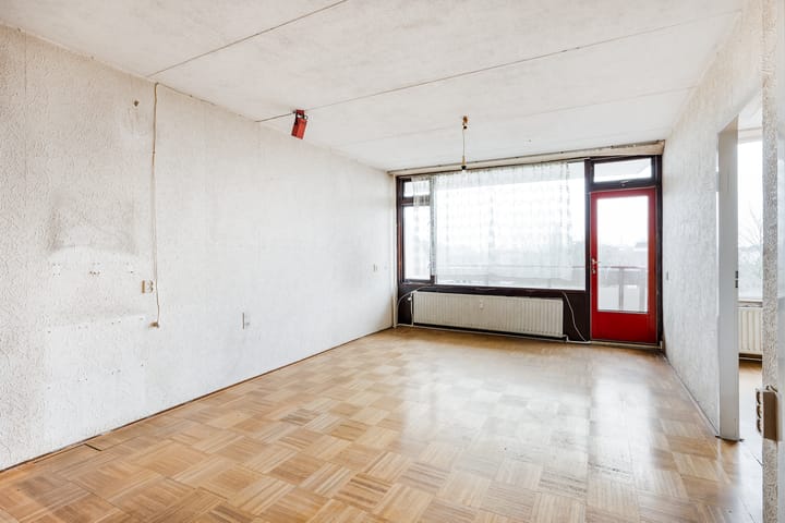 Foto 4 van Haagplein 63