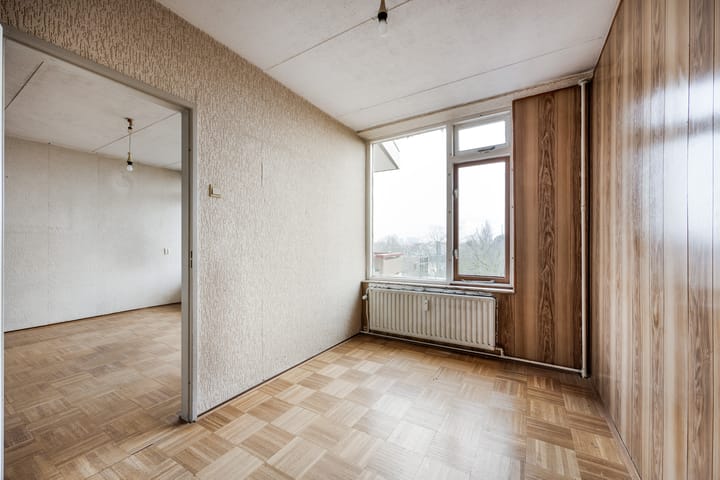 Foto 10 van Haagplein 63