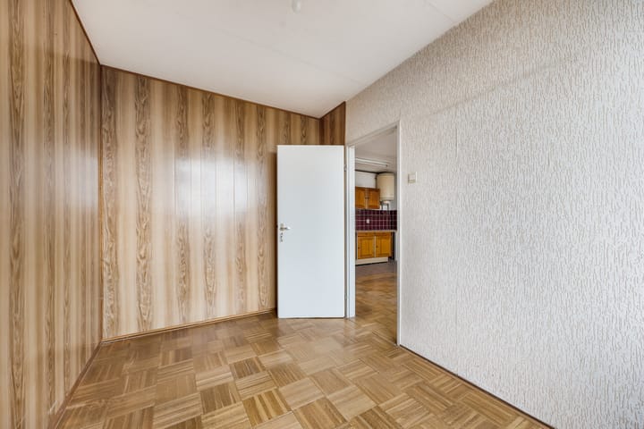 Foto 11 van Haagplein 63