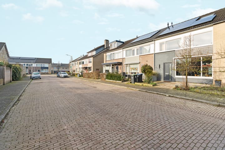 Foto 2 van Dahliastraat 78