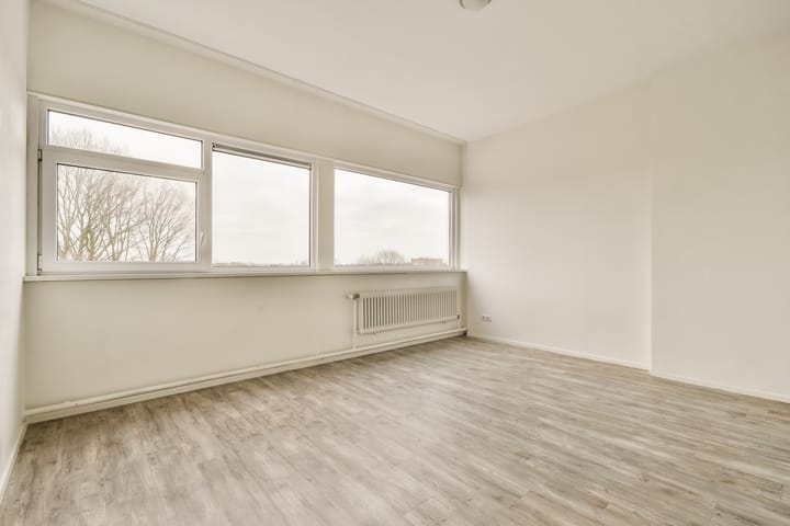 Foto 12 van Professor Van der Scheerstraat 203-C