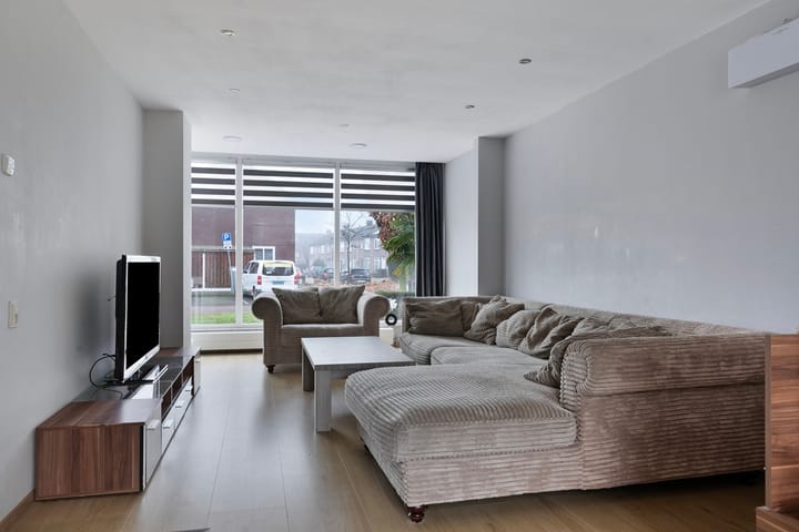 Foto 6 van Dahliastraat 9