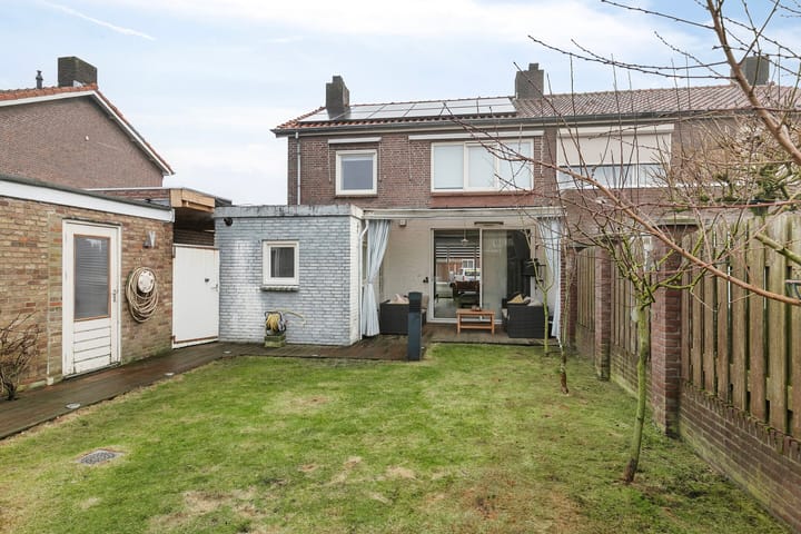 Foto 28 van Dahliastraat 9