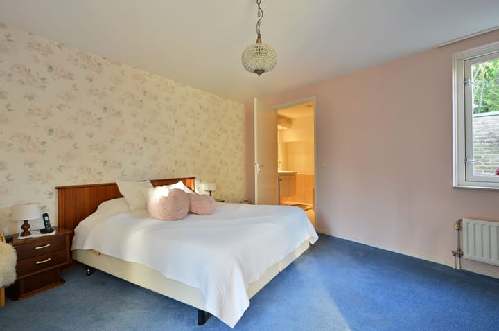 Photo 13 of Rembrandtlaan 2-A