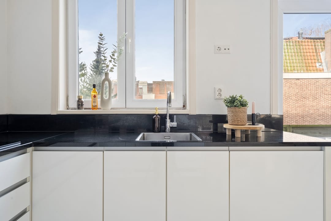 Foto 16 van Voorhelmstraat 6-A