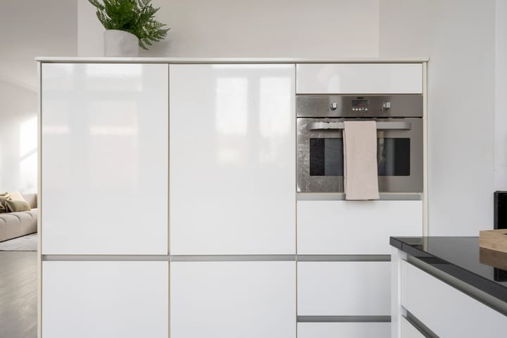 Photo 17 of Voorhelmstraat 6-A