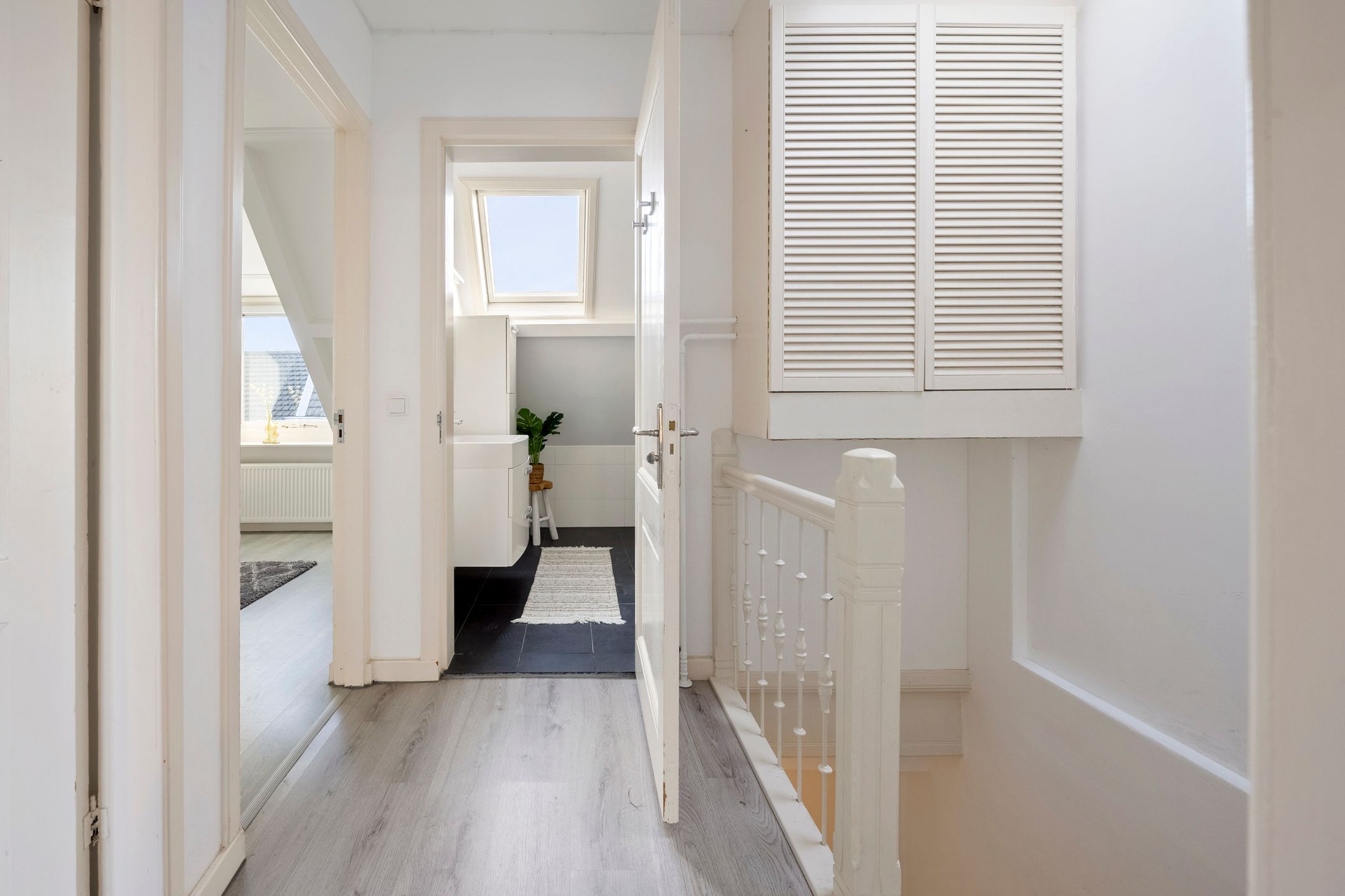 Foto 24 van Voorhelmstraat 6-A