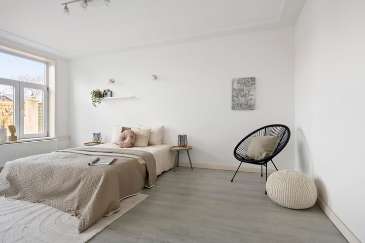 Photo 31 of Voorhelmstraat 6-A